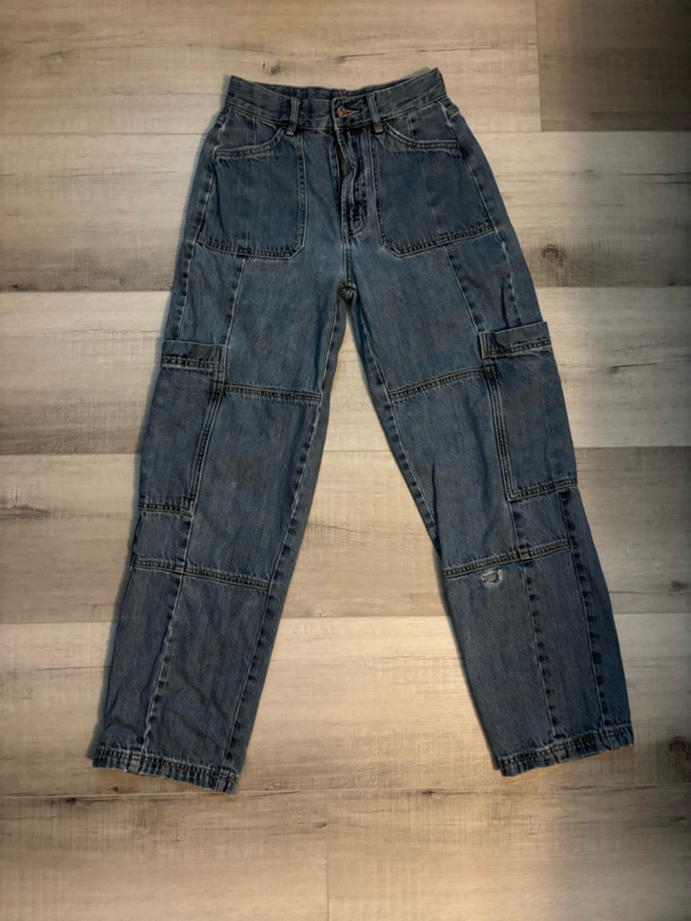 BDG High Rise Baggy Jeans Size 26 Patchwork Cargo Distressed